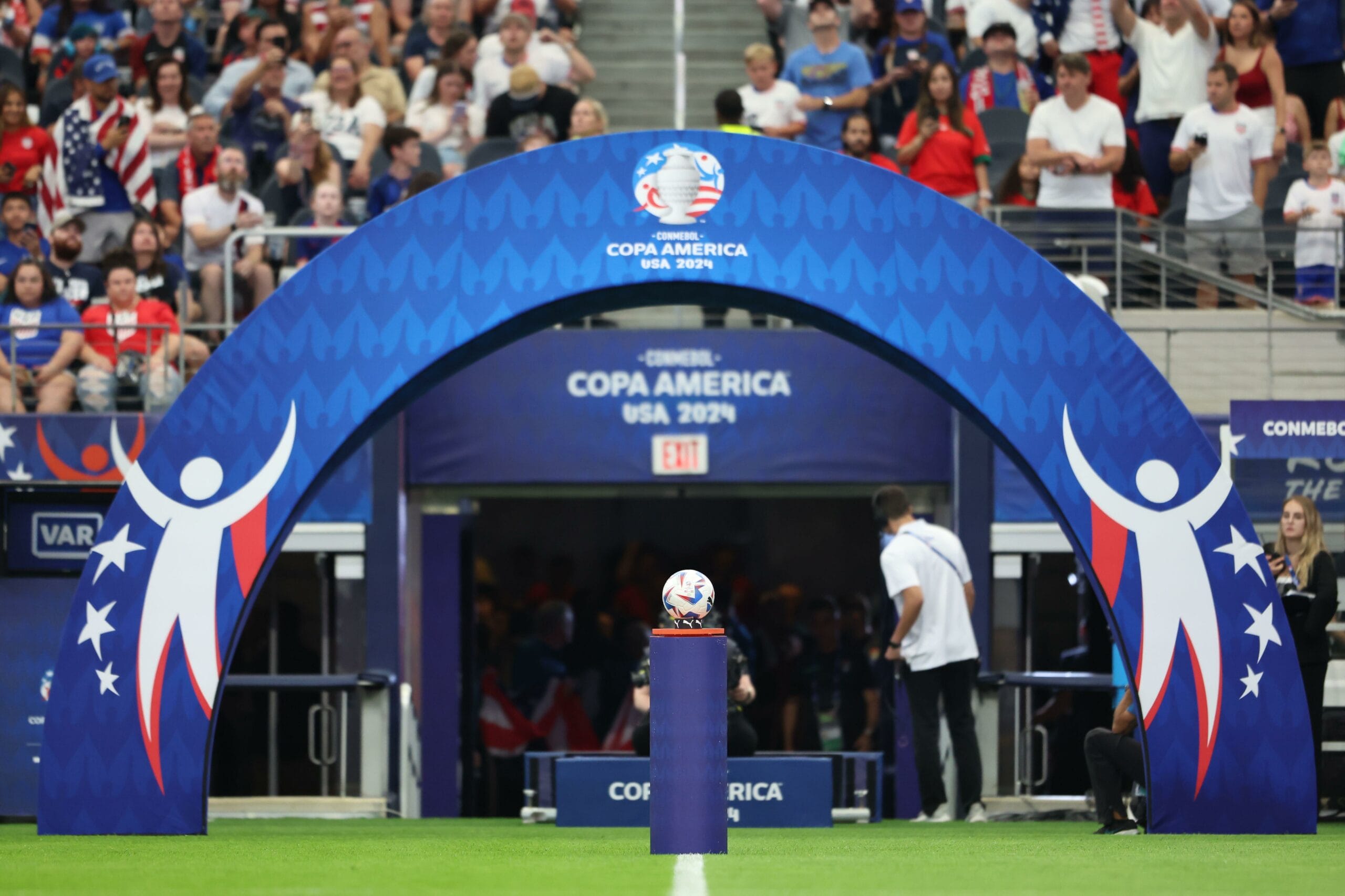 23 DE JUNIO: Una vista general del Estadio AT&T antes del partido entre EE.UU. y Bolivia como parte del grupo C de la CONMEBOL Copa América 2024 el 23 de junio de 2024 en Arlington, EE.UU.