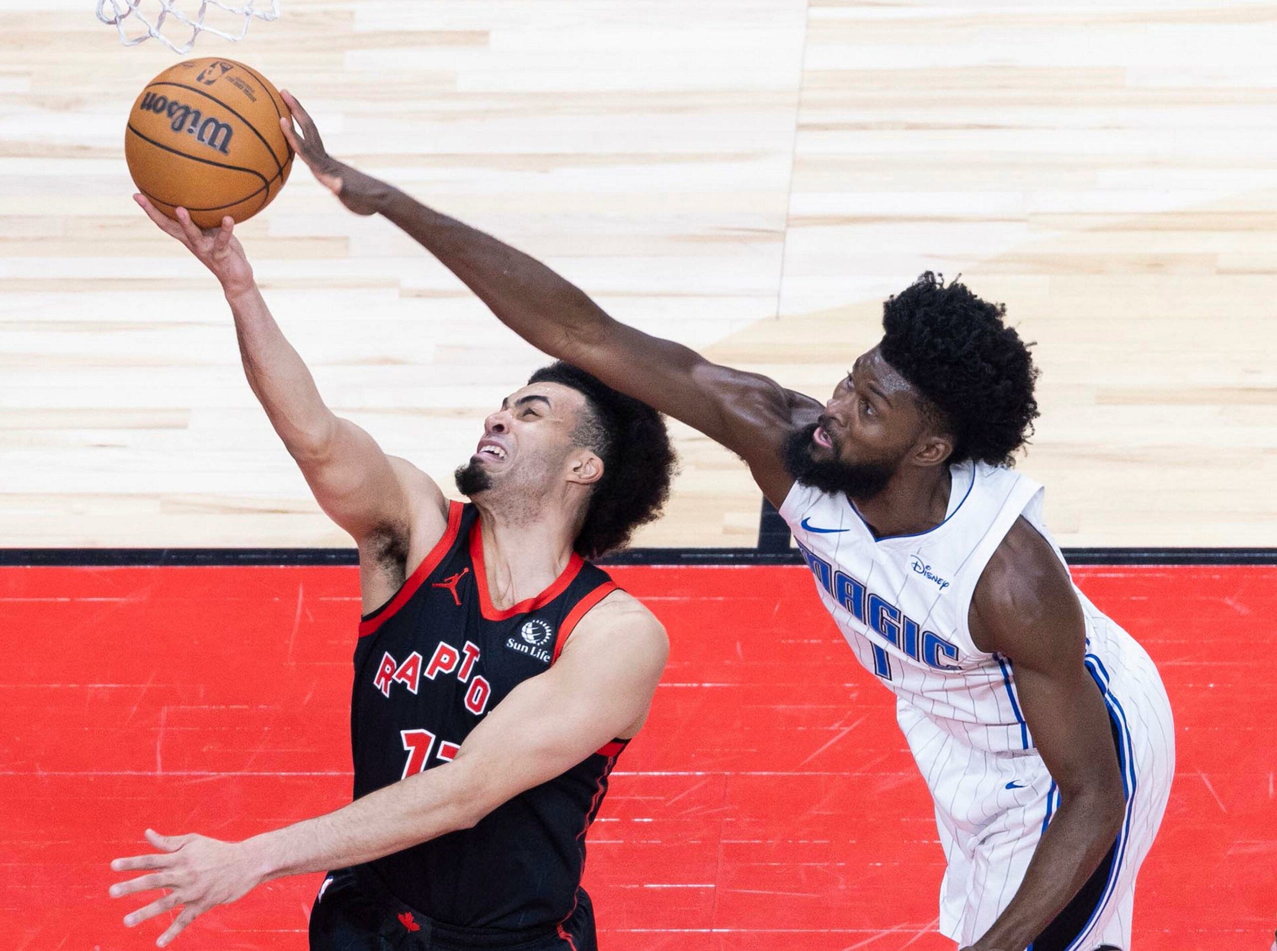 Orlando Magic 🇧🇷 on X: Existem cinco posições no basquete: armador, ala- armador, ala, ala-pivô e pivô. Cada uma tende a ter altura e físico  diferentes, o que leva os jogadores a terem